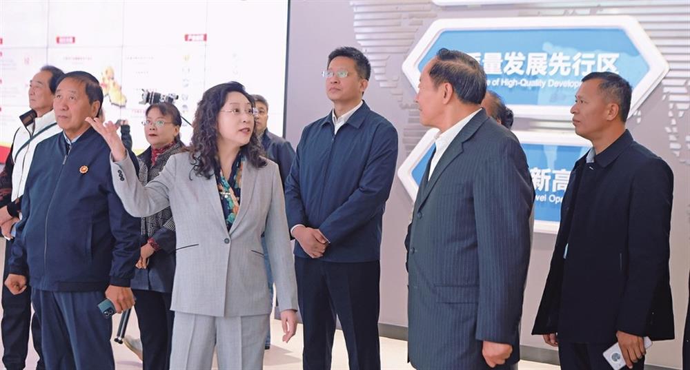 媒体聚焦 |济南产发团体： 争当引进与培养财产成长的“排头兵”